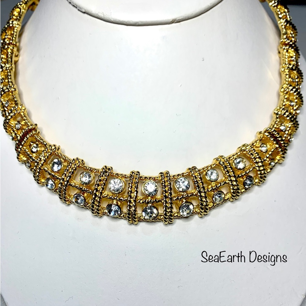 Vintage Gold Toned and Rhinestone Necklace